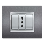 PLACCA SERIE NEW PRESTIGE  3 POSTI FRUTTI MODULI FINITURE VULCANIZZATE GRIGIO CHIARO